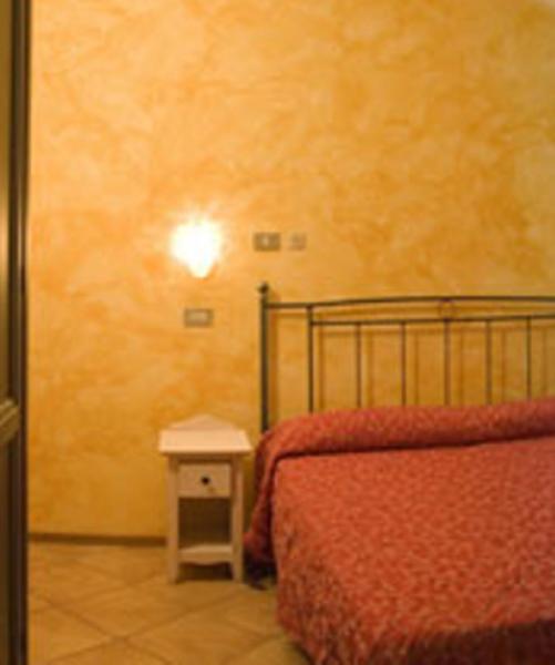 Hotel Carol Римини Стая снимка